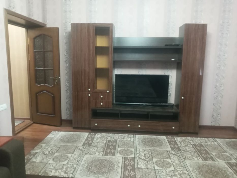 Центрда  Янги курилган Дом 3х квартира