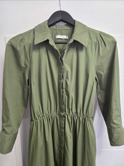 Дамска рокля Reserved, размер 36