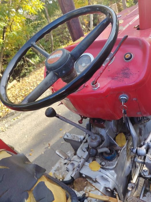 Massey  ferguson 135