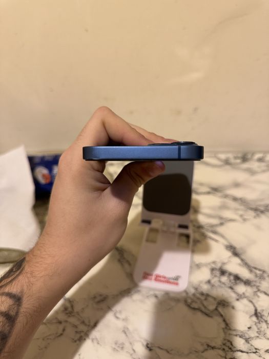 iPhone 13 -blue 128gb