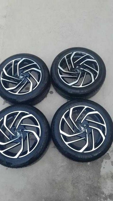 Diska r15 baloni qòshib beriladi