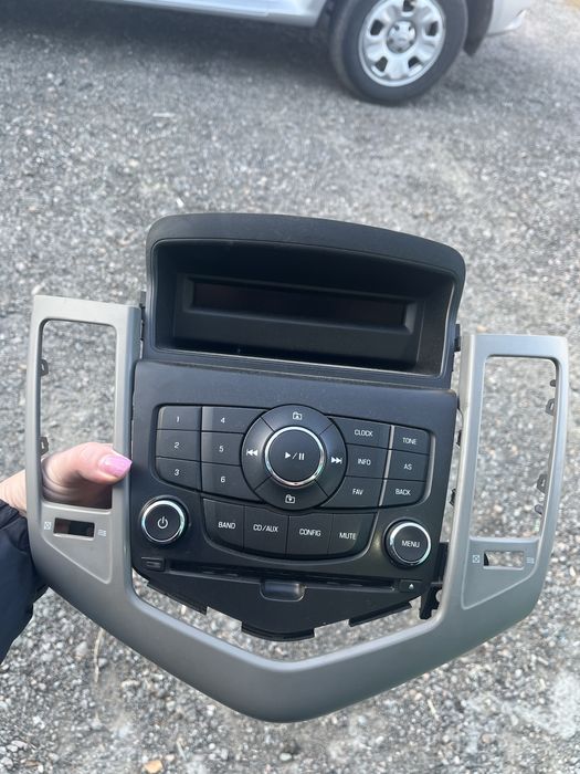 Магнитола на Шевроле круз