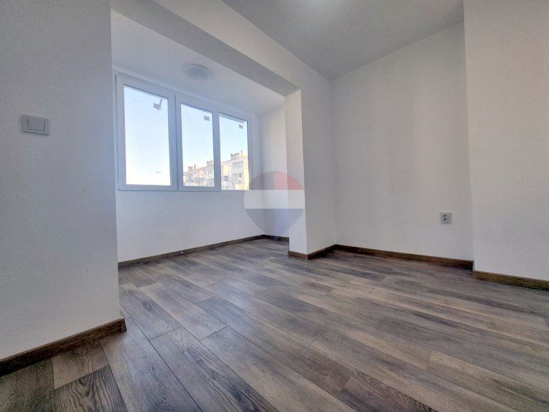 Преустроена гарсониера под наем, кв. Възраждане 1 Т4725