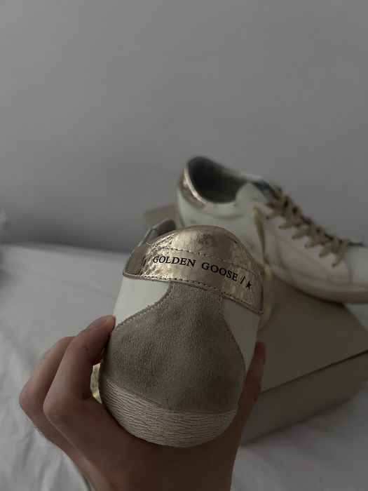 Golden goose superstar