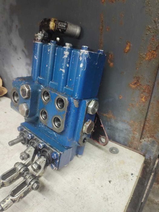 Распределитель на МТЗ 80