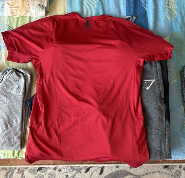 2017 Gymshark compression top