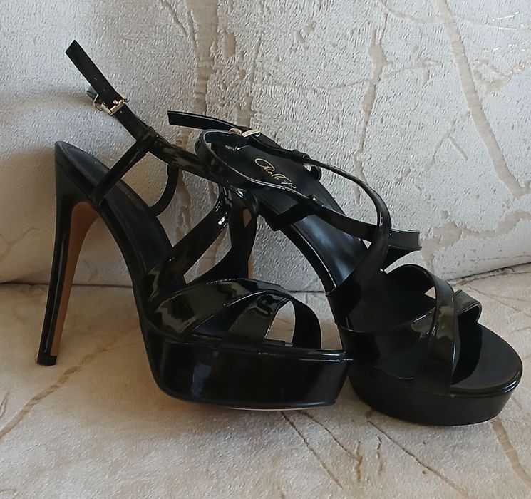 Лачени   Токчета "Paolo Bucelle"