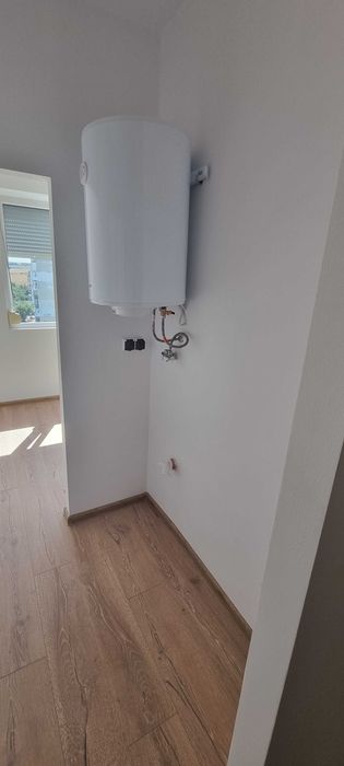 Продава се Двустаен апартамент в Разград, Освобождение - 63 кв.м за 1413 €/кв.м - Снимка #8