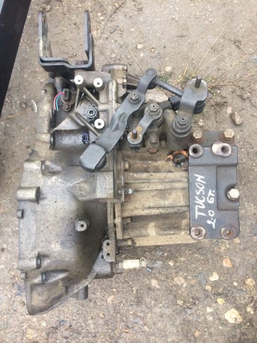 Cutie Viteze manuala 6 Trepte Hyundai Tucson  2.0 Diesel 103 KW 4x4