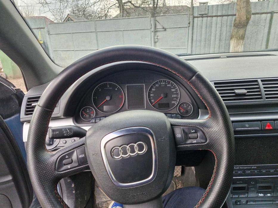 AUDI A4 0 — imagine 5