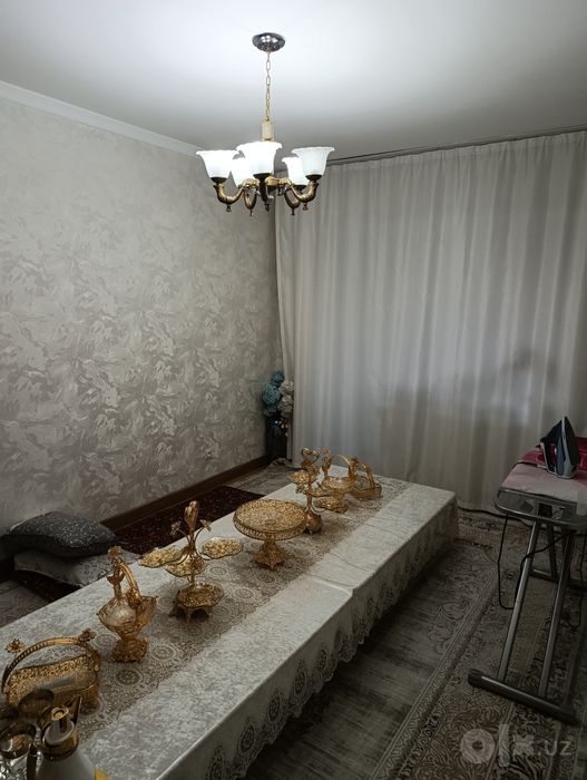 Yunusobod 12 kvartal 3 xona 75kvm