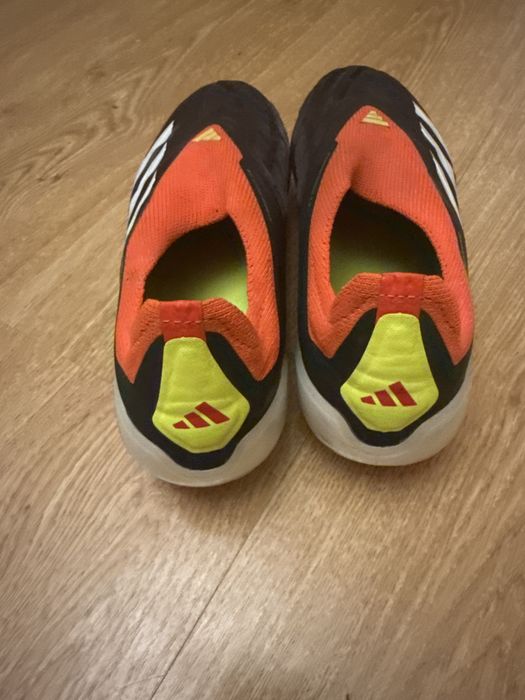 бутсы adidas predator. 42 размер