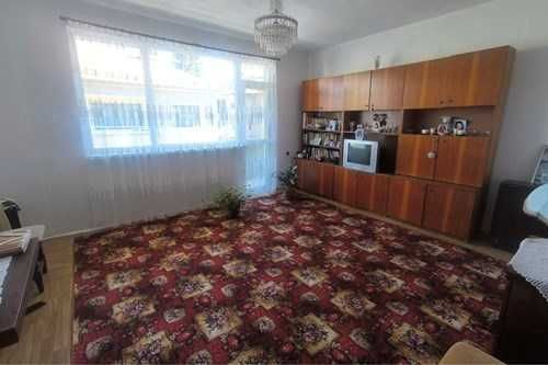 4-стаен апартамент в центъра на Търговище