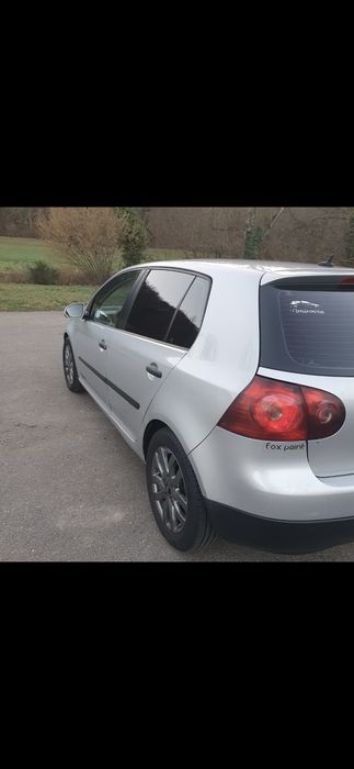 Vând golf 5 1.9 TDI