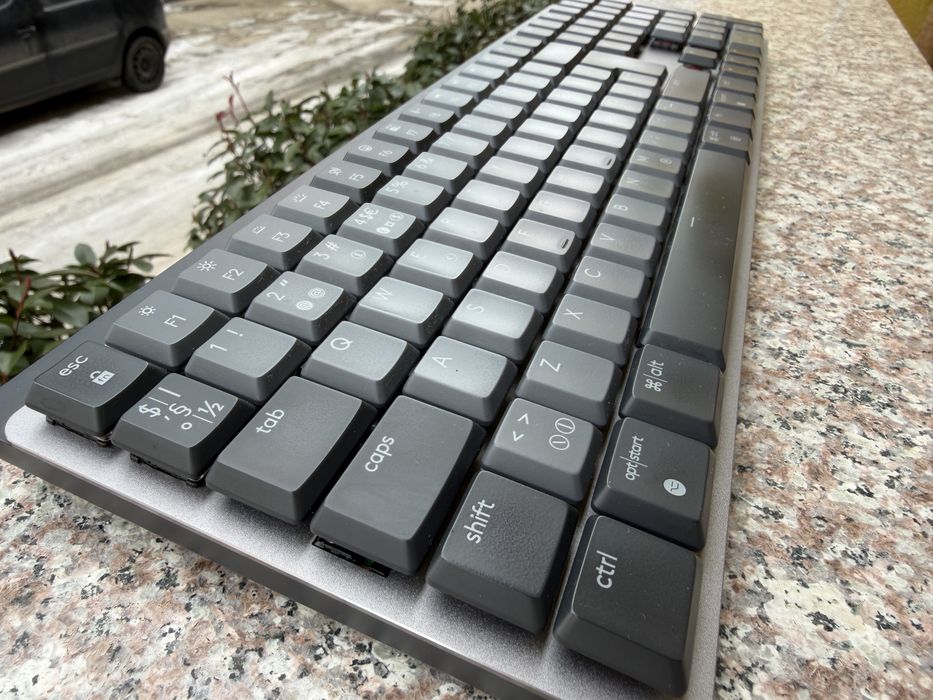 Tastatura Logitech MX Mechanical Linear, iluminata, Bluetooth