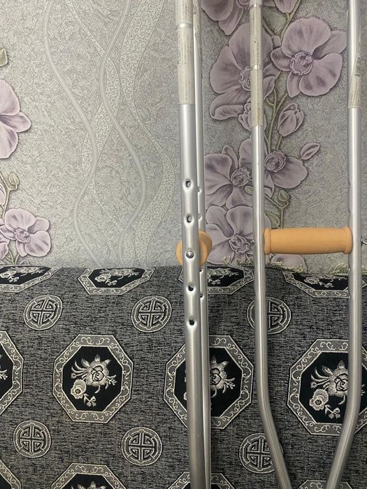 Кастыли подмышечные