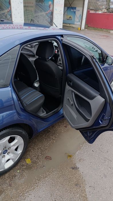 Vând Ford Focus MK2