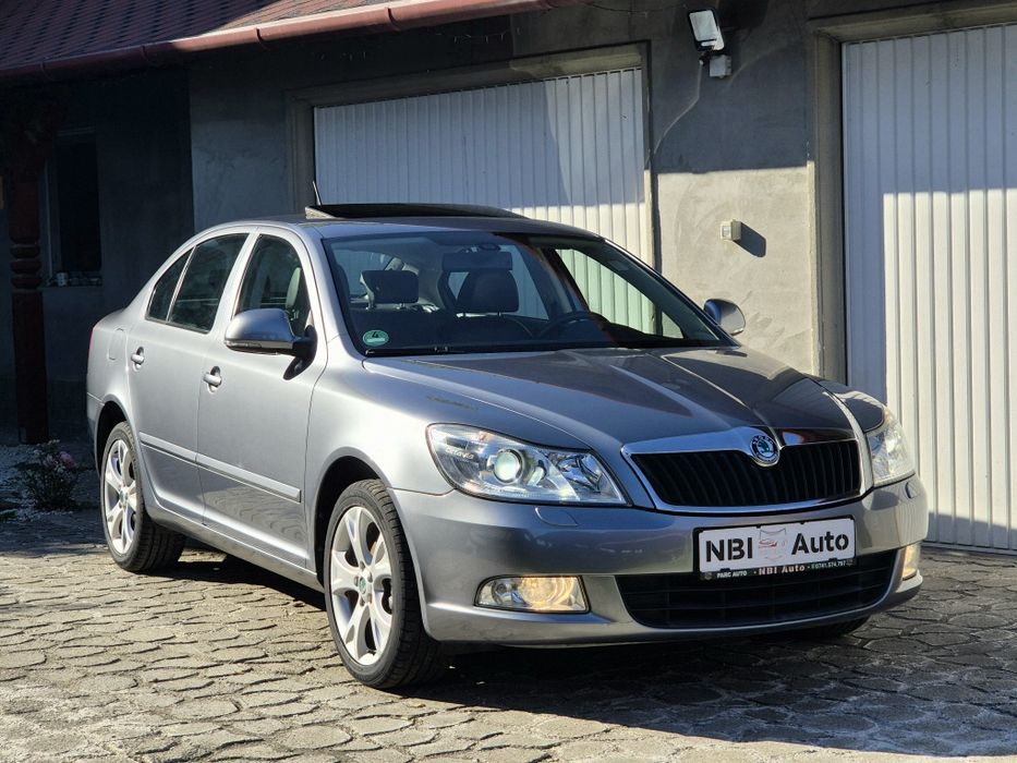 SKODA Octavia 2012 — imagine 3