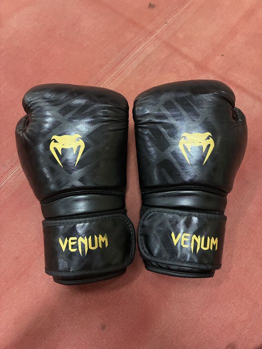 Manusi Box Venum