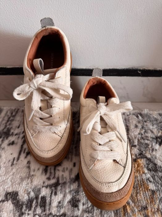 Детски обувки Цена 15 €