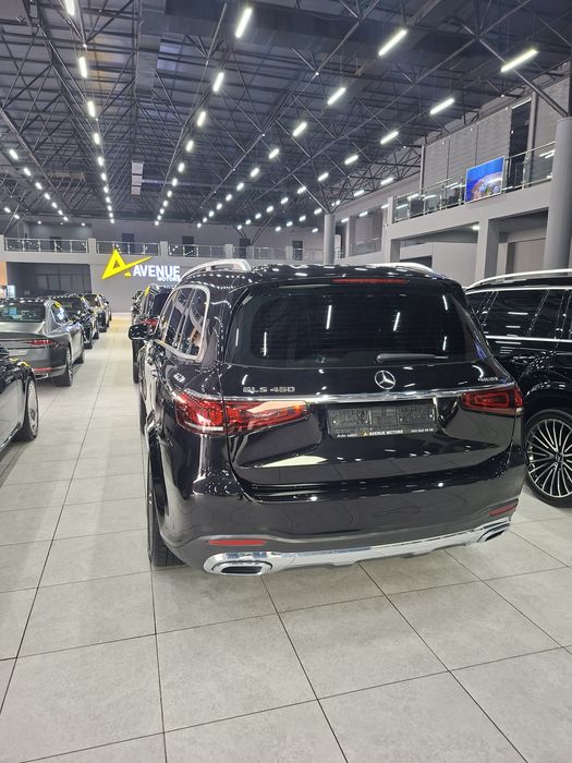 Ассалому алейкум Mercedes Benz срочно сотилади gls 450