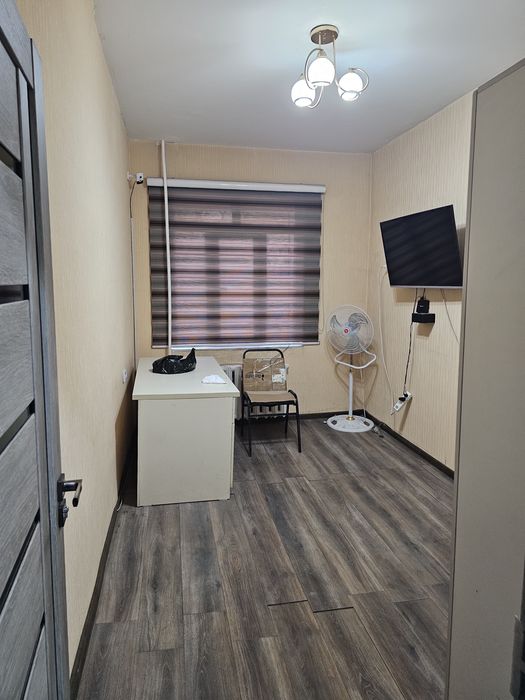 Ижарага берилади. 50 кв 3 хона