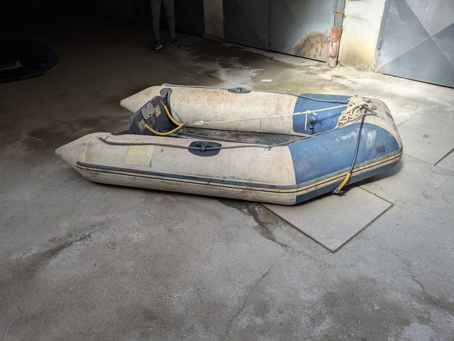 Надуваема лодка Динги