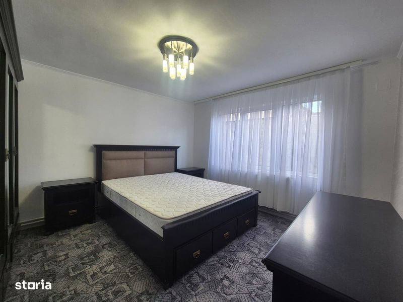 Casă de vânzare în Târgu Jiu – 3 camere, zonă liniștită, Tg-Jiu