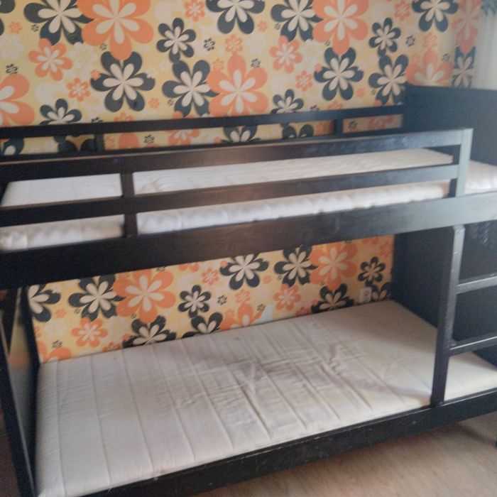 Двухярусная кровать