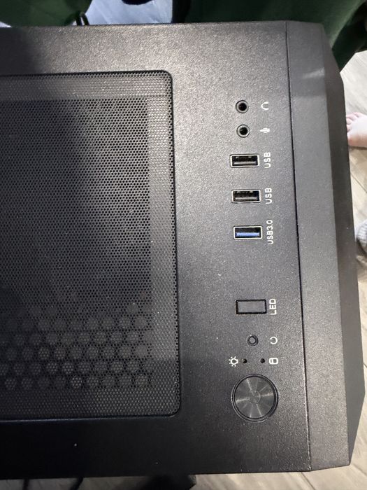 PC Gaming – i5 9400F / GTX 1660 6GB / 16GB RAM – gata de folosit