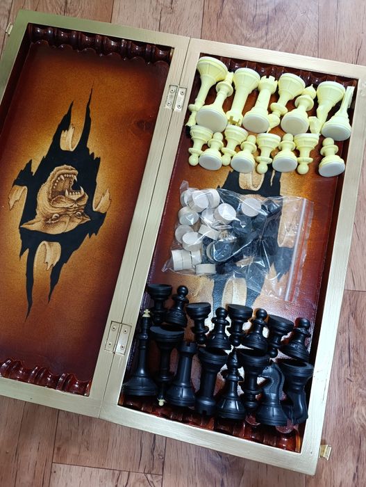 Шахматы 3 в 1 подарочные