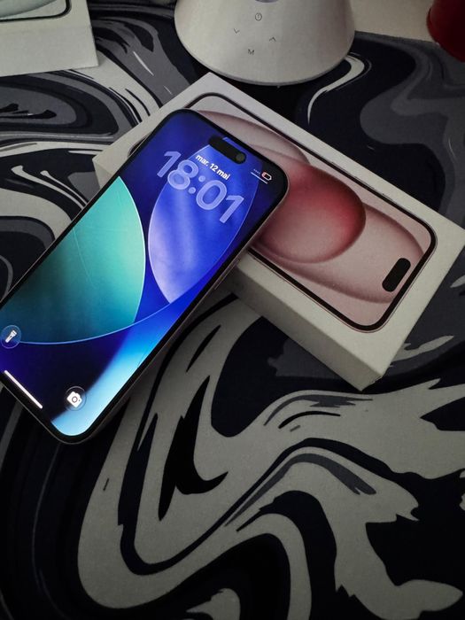 Iphone 15 nou garantie
