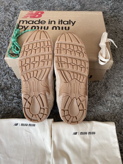 New balance miu miu