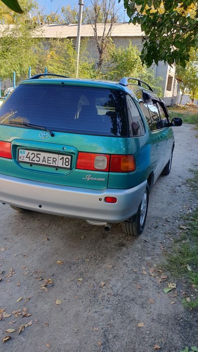 Продам Toyota Ipsum
