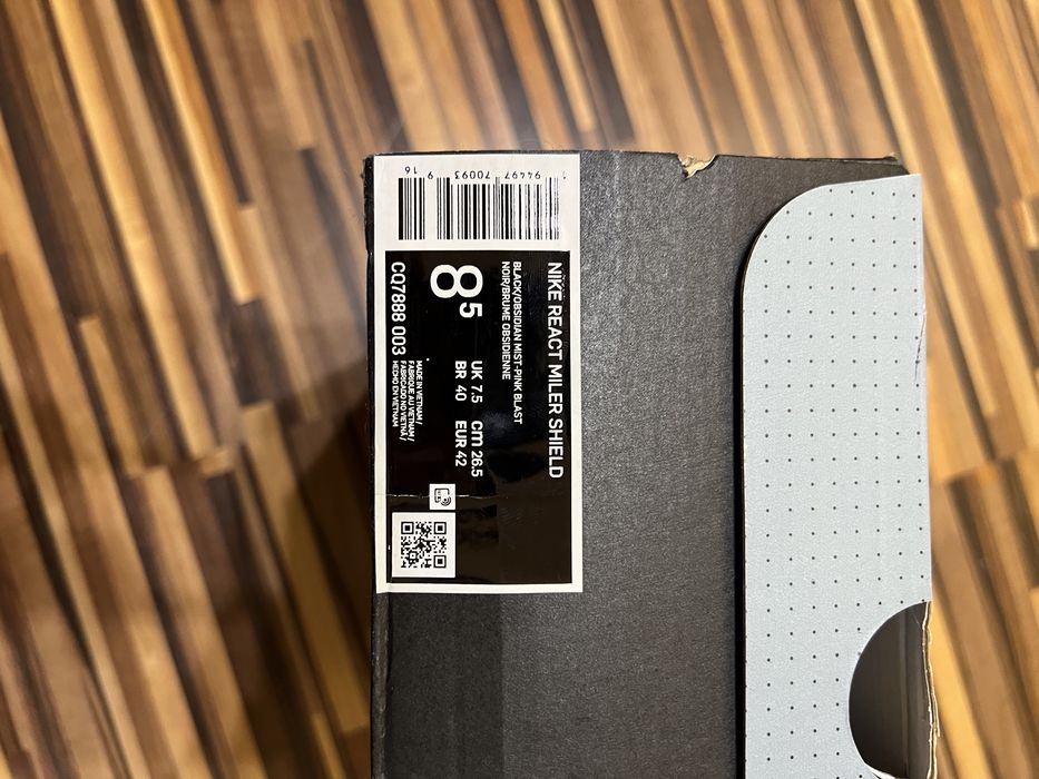 Nike react miler shield obsidian mist-pink blast