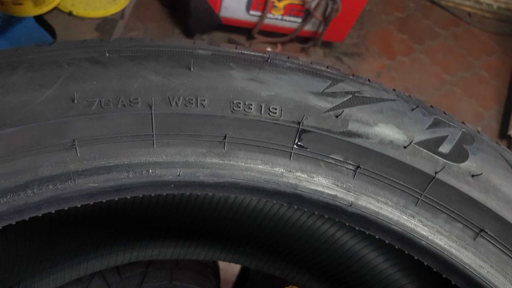 anvelope Bridgestone 255/45/20 m&s iarna