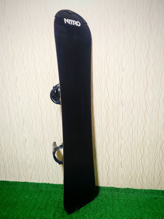 Placa snowboard Nitro Prime 156 cm  Wide+ legături Head L
