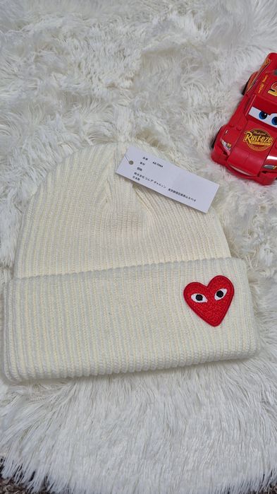 Caciula Comme des Garcons alba