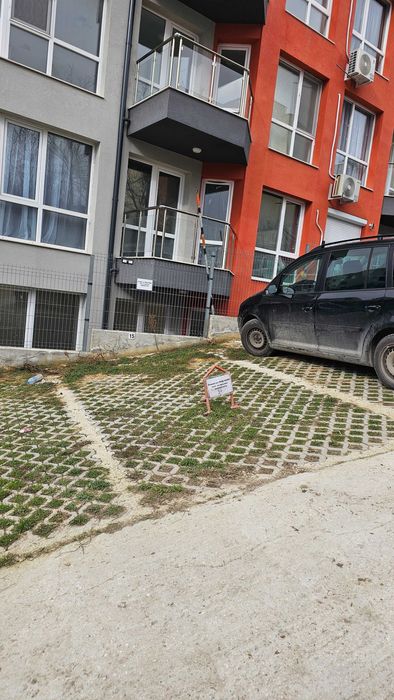 Дава се под наем Гараж / Паркомясто в Варна, м-т Пчелина - 15 кв.м за 61.2 € - Снимка #2