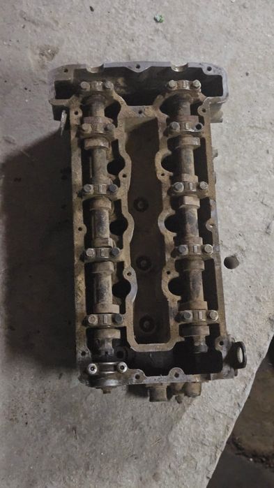 На Сааб 9000 детали двигателя