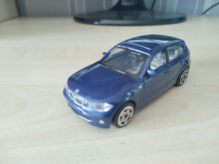 Разни модели 1/43