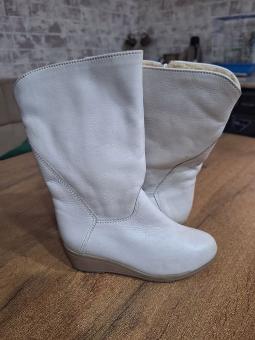 Продаю новые сапожки 36-37размер