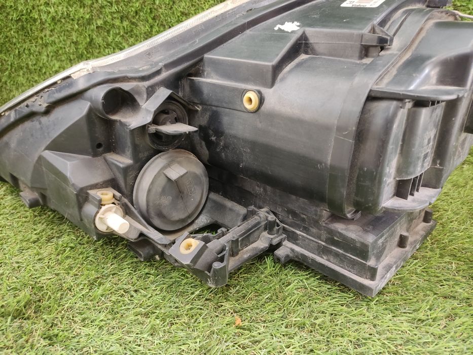 Фара Porsche Cayenne