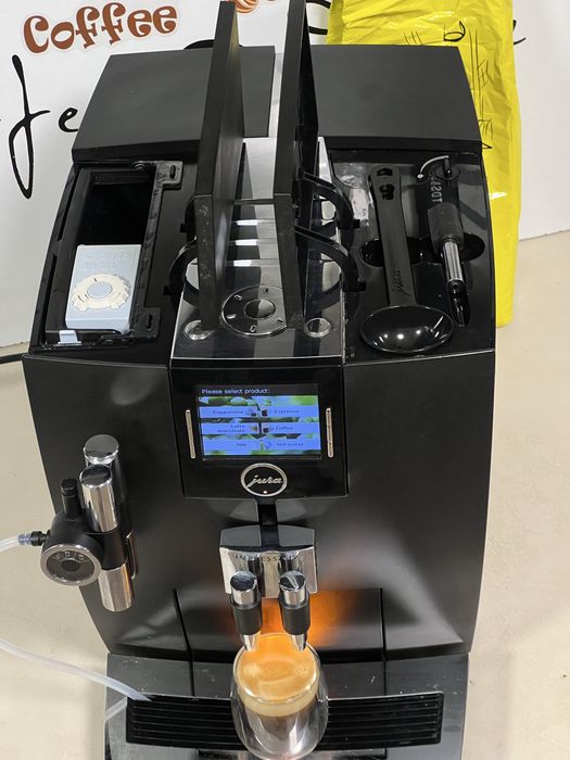 Кафемашина кафе автомат Jura j9 black с гаранция