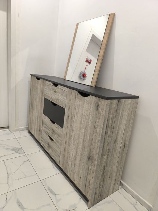 Продавам скрин- "Сити" + Огледало