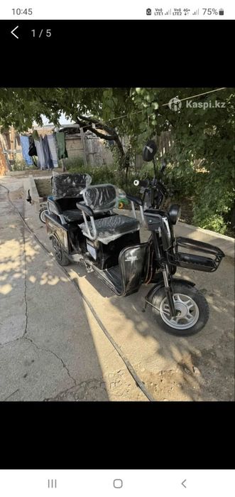 Продам Скутер почти новый