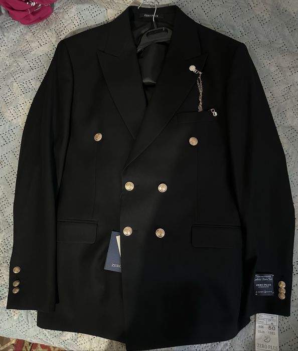 Костюм новый 50 размер