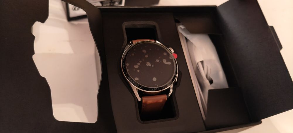 Huawei watch 3  full box