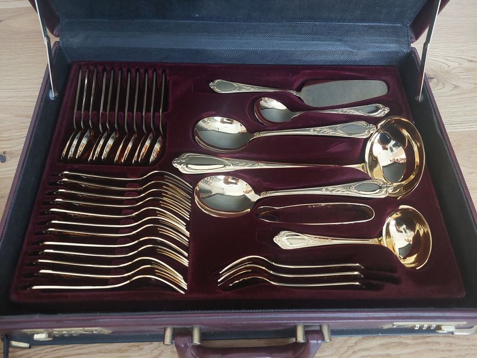 Set tacâmuri 70buc