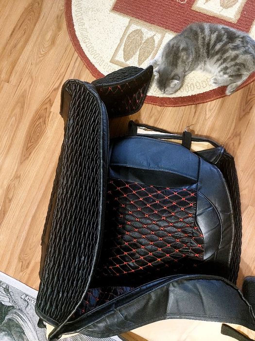 Универсальные чехлы на сиденья